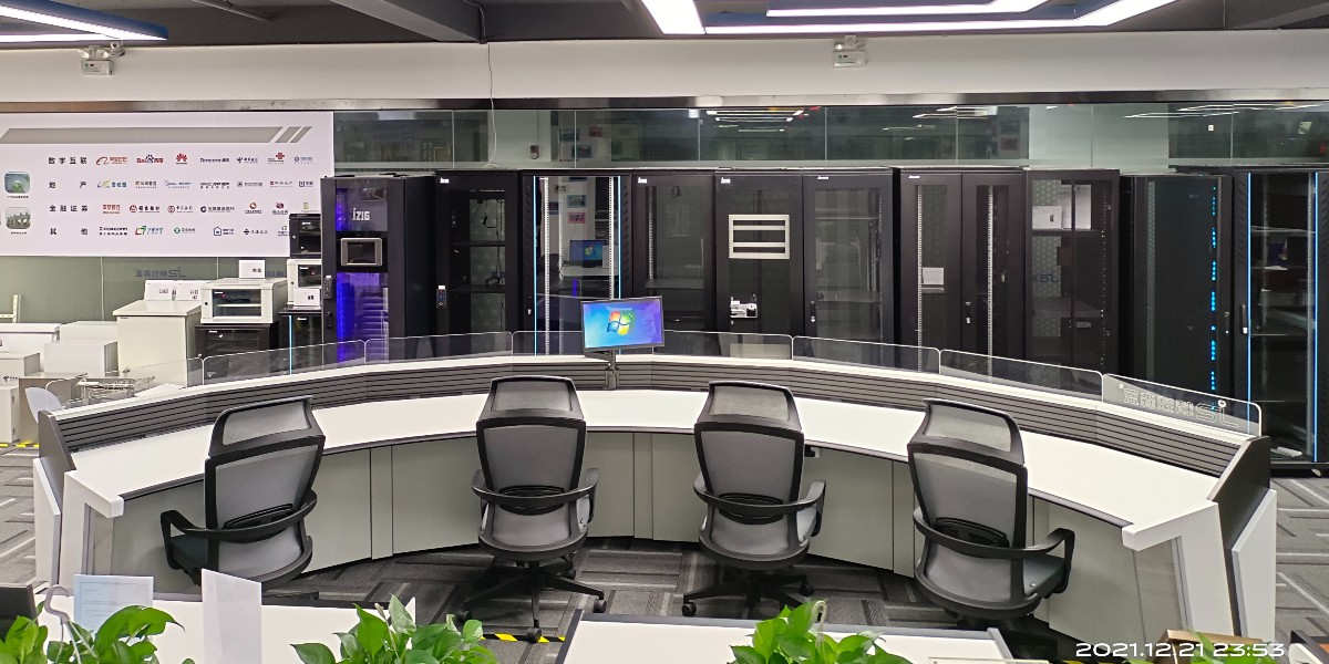 精致人工智能展柜助力中科融合算力中心威海分中心提升展示效果